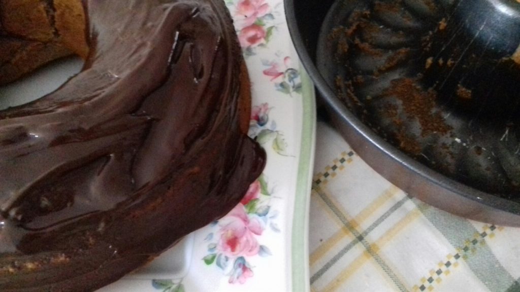 Κέικ φθινοπωρινό σοκολατοφραουλένιο - 32