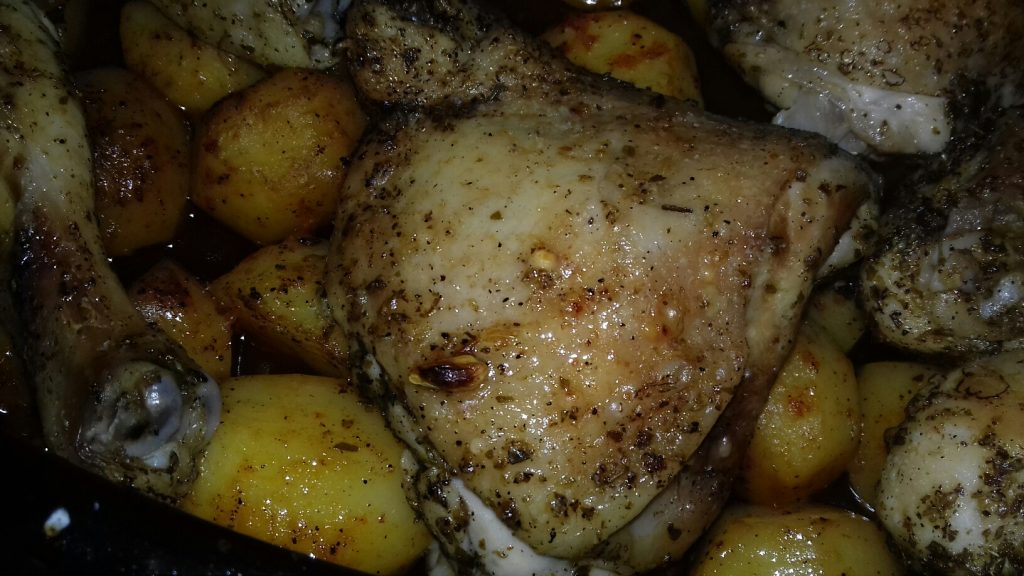Κοτόπουλο με πατάτες μπέιμπι στο φούρνο - 16